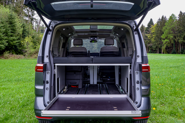 Lůžková úprava pro Volkswagen T7 Multivan DĚLENÁ