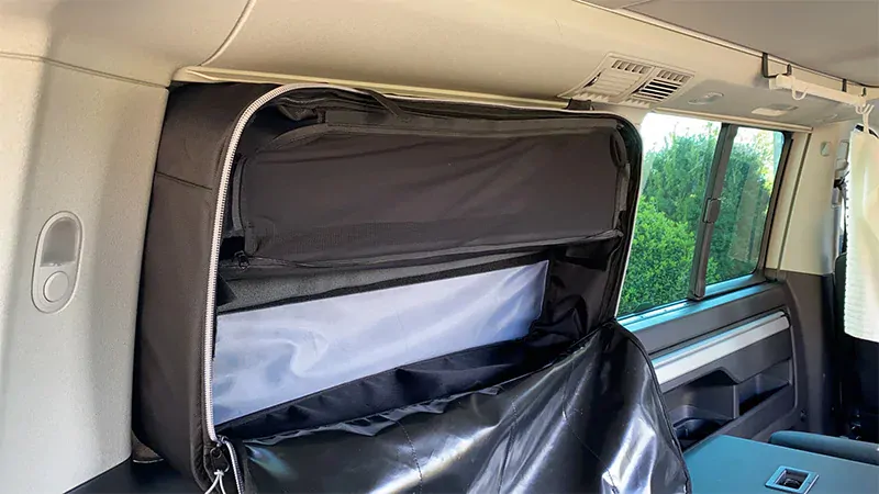 Úložný box na zadní okna pro VW T5/T6/T6.1